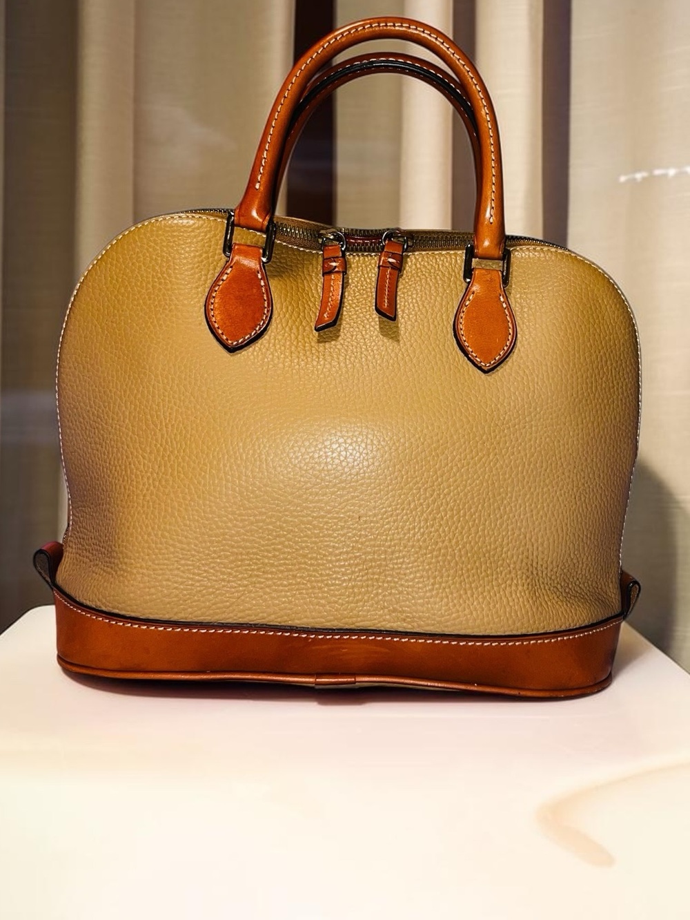 Title:Dooney & Bourke Pebble Grain Zip Zip Satchel Tan Brown Dome Bag - Picture 5 of 17